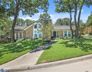 5700 Stage Line Drive, Arlington, TX 76017