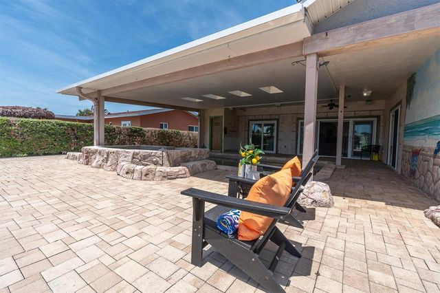11870 6TH STREET E, Treasure Island, FL 33706