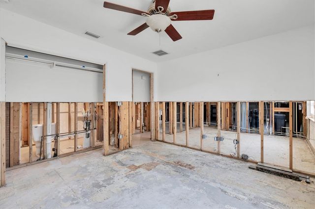 11870 6TH STREET E, Treasure Island, FL 33706