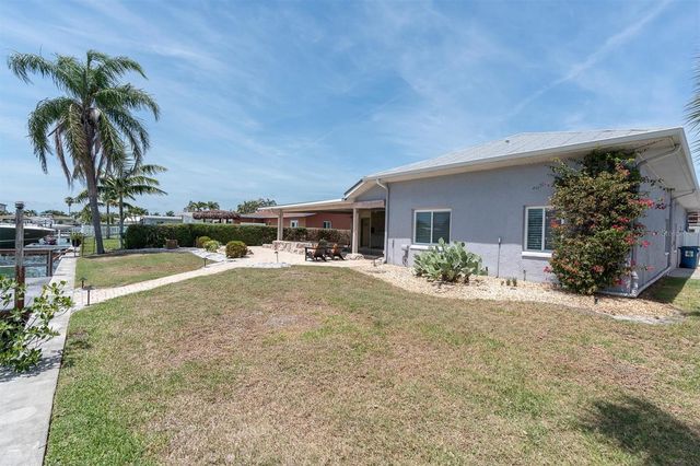 11870 6TH STREET E, Treasure Island, FL 33706