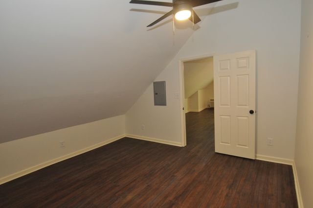 212 1st Ave, Murfreesboro, TN 37130