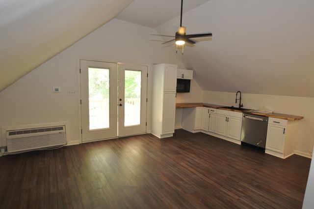212 1st Ave, Murfreesboro, TN 37130