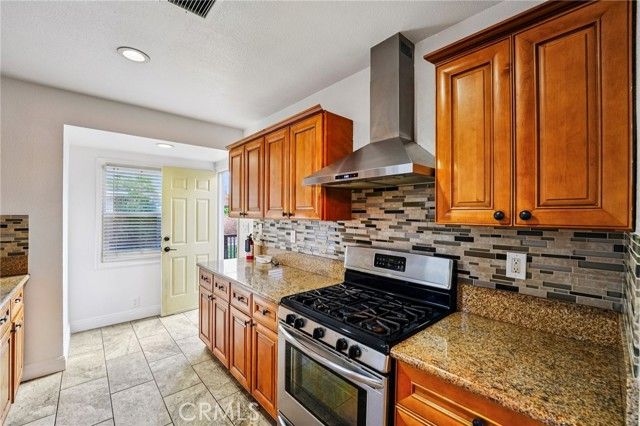 1555 Mc Comas, Pomona, CA 91766