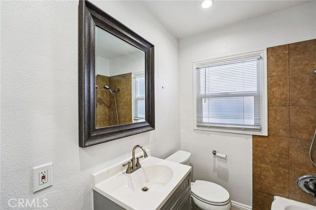 1555 Mc Comas, Pomona, CA 91766