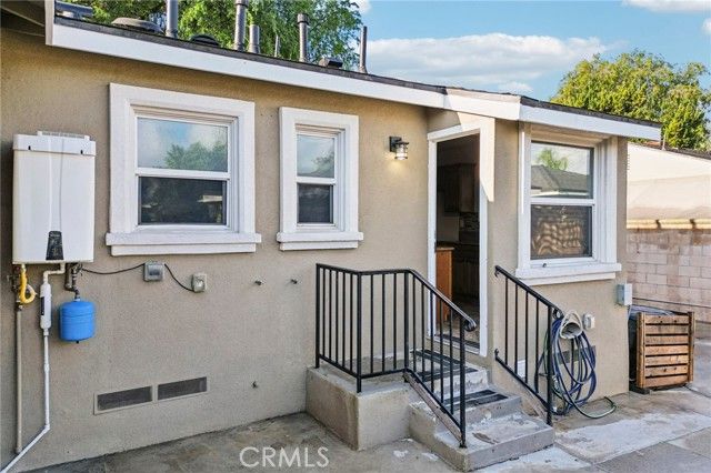 1555 Mc Comas, Pomona, CA 91766