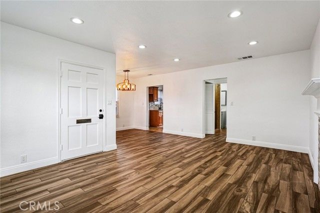 1555 Mc Comas, Pomona, CA 91766