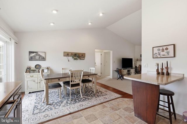 726 HEATHER RDG, Manheim, PA 17545