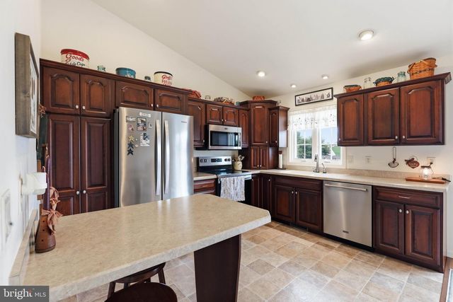 726 HEATHER RDG, Manheim, PA 17545