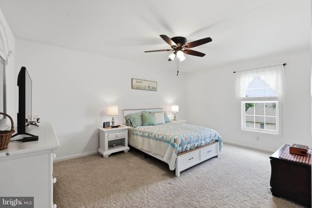 726 HEATHER RDG, Manheim, PA 17545