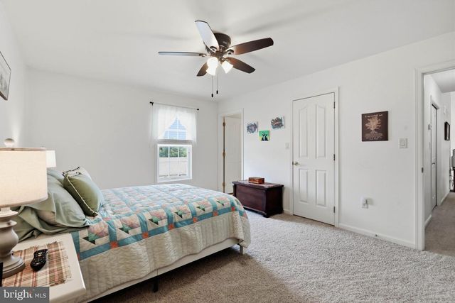 726 HEATHER RDG, Manheim, PA 17545