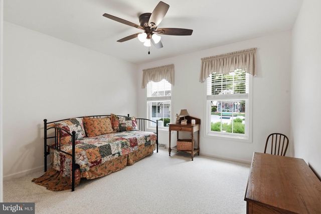 726 HEATHER RDG, Manheim, PA 17545