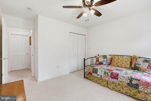 726 HEATHER RDG, Manheim, PA 17545