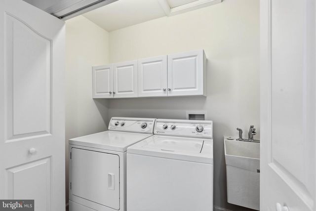 726 HEATHER RDG, Manheim, PA 17545