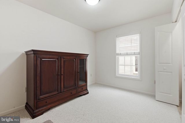726 HEATHER RDG, Manheim, PA 17545