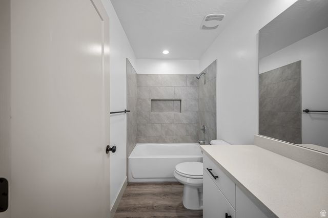 1090 E COYOTE CREST DR, Washington, UT 84780