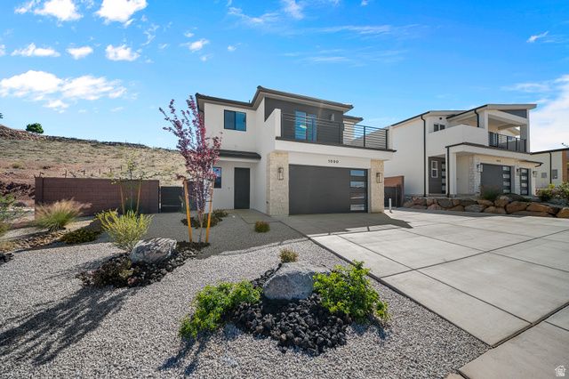 1090 E COYOTE CREST DR, Washington, UT 84780