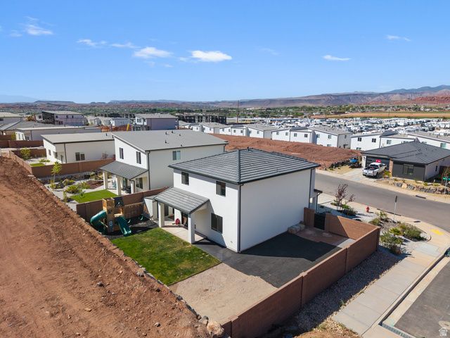 1090 E COYOTE CREST DR, Washington, UT 84780