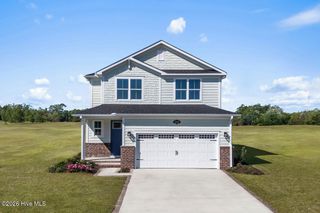 7096 Mcfarland Drive NE, Leland, NC 28451