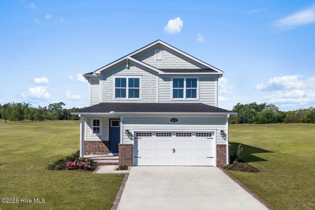 7096 Mcfarland Drive NE, Leland, NC 28451
