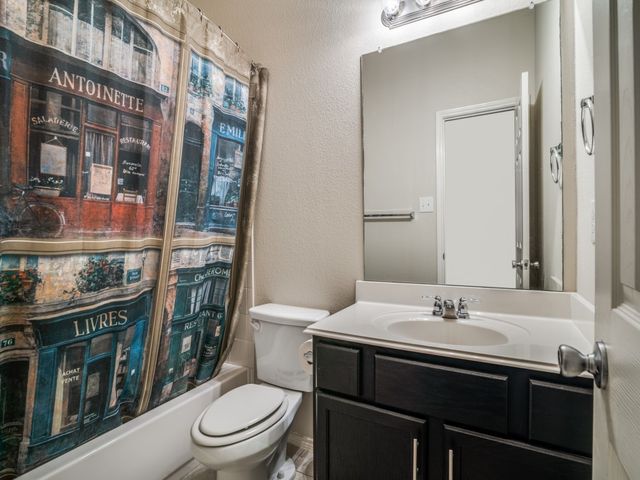 1119 Luckenbach Drive, Forney, TX 75126