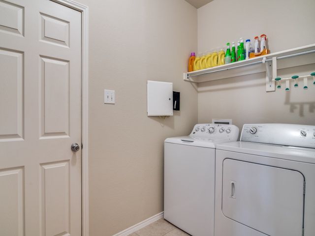 1119 Luckenbach Drive, Forney, TX 75126