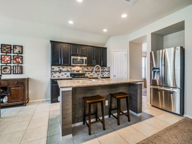 1119 Luckenbach Drive, Forney, TX 75126
