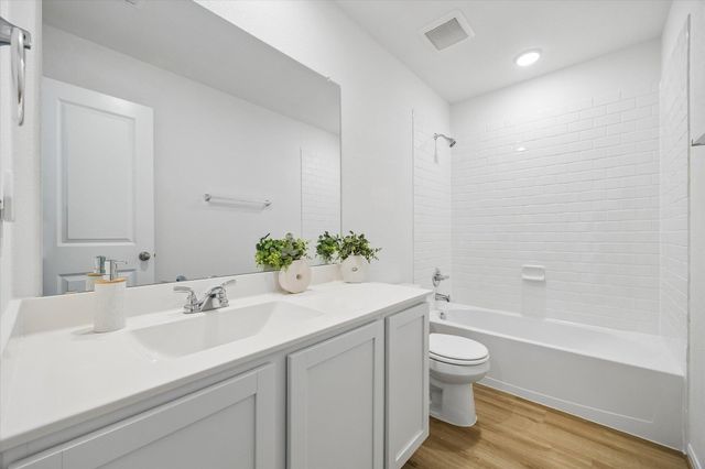 157 Lt Rusty DR, Jarrell, TX 76537