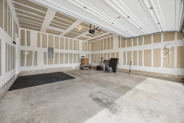 157 Lt Rusty DR, Jarrell, TX 76537