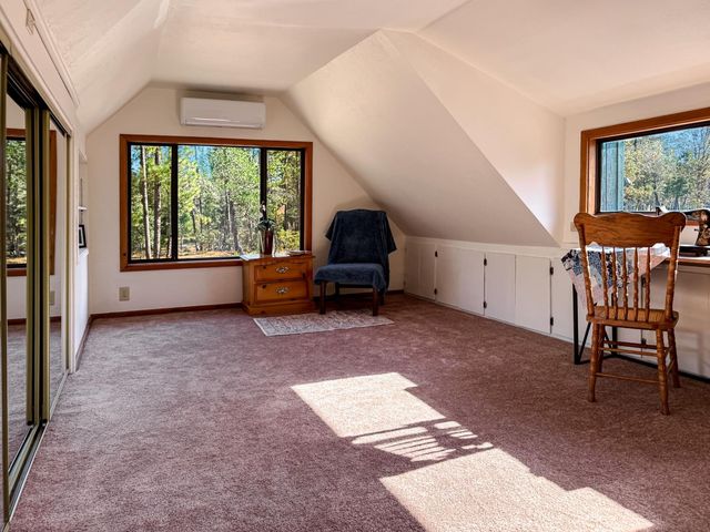 11399 Sadie Ln, Grass Valley, CA 95945