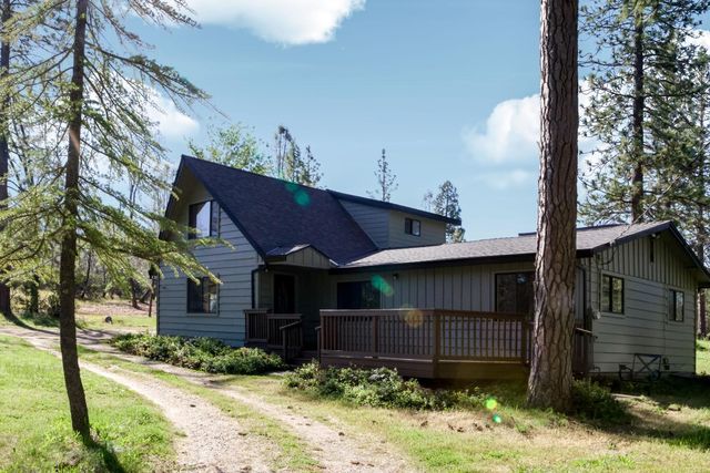 11399 Sadie Ln, Grass Valley, CA 95945