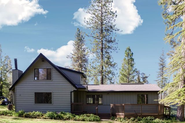 11399 Sadie Ln, Grass Valley, CA 95945