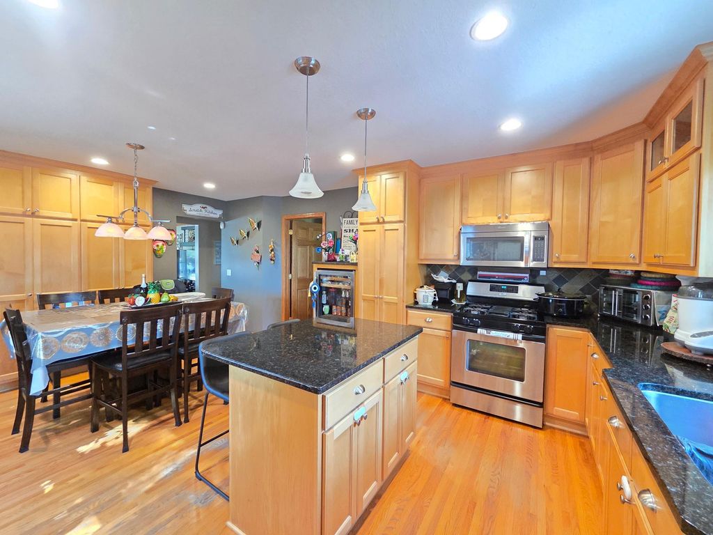 8011 1st Avenue S, Bloomington, MN 55420 — photo 4
