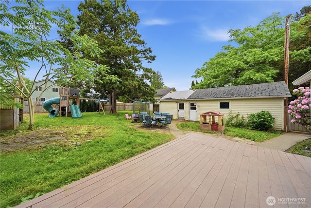 207 Cedar Avenue, Sultan, WA 98294