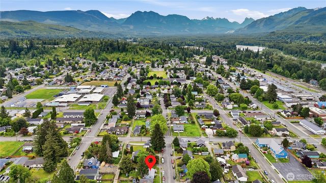 207 Cedar Avenue, Sultan, WA 98294
