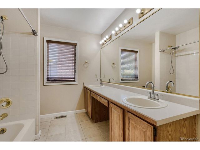 16270 E Belleview Pl, Centennial, CO 80015