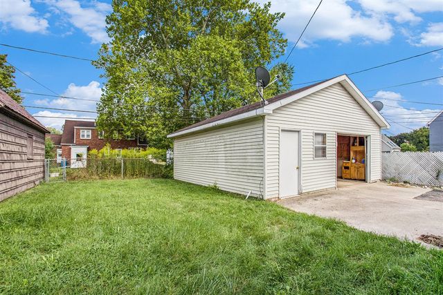 90 N Broad Street, Battle Creek, MI 49017