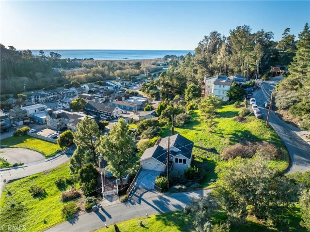 5521 Sunbury, Cambria, CA 93428