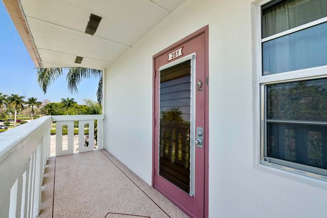 281 Fanshaw G, Boca Raton, FL 33434