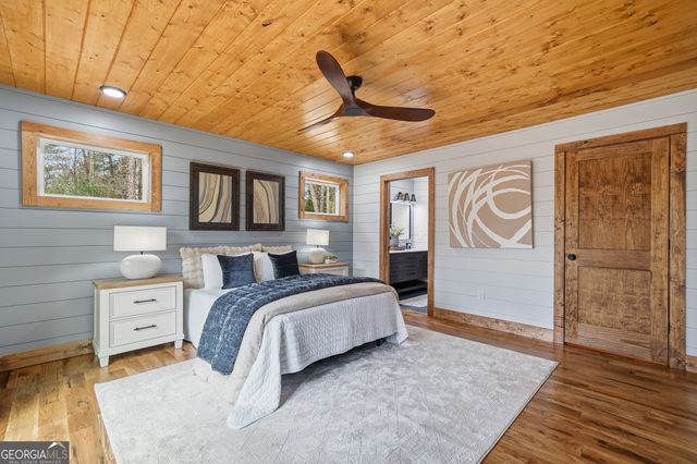 155 Doe Run, Ellijay, GA 30540