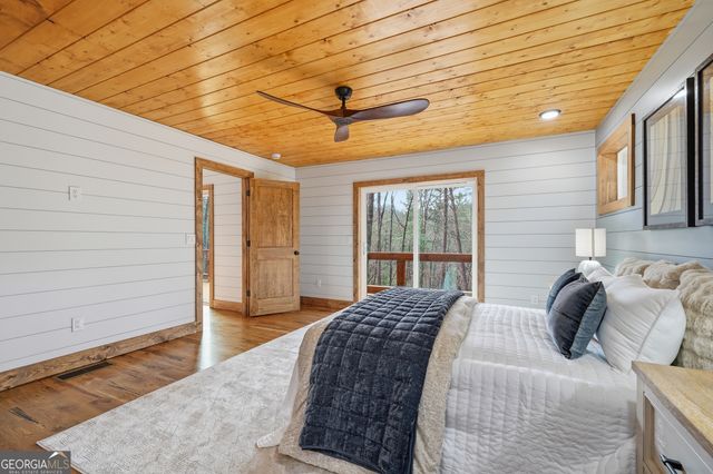 155 Doe Run, Ellijay, GA 30540