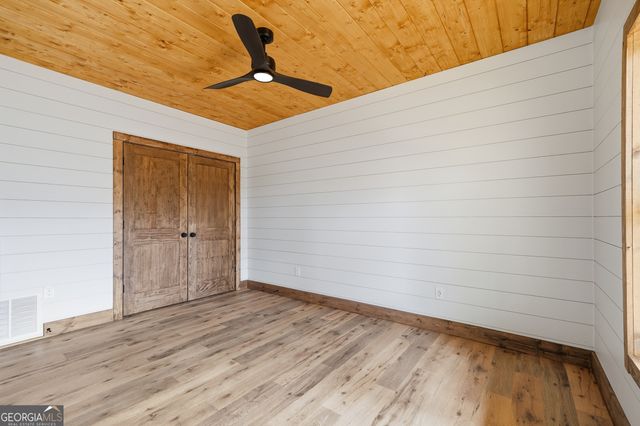 155 Doe Run, Ellijay, GA 30540