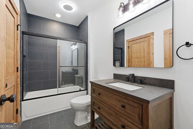 155 Doe Run, Ellijay, GA 30540