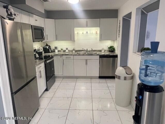 4123 PIPER Drive, Jacksonville, FL 32207