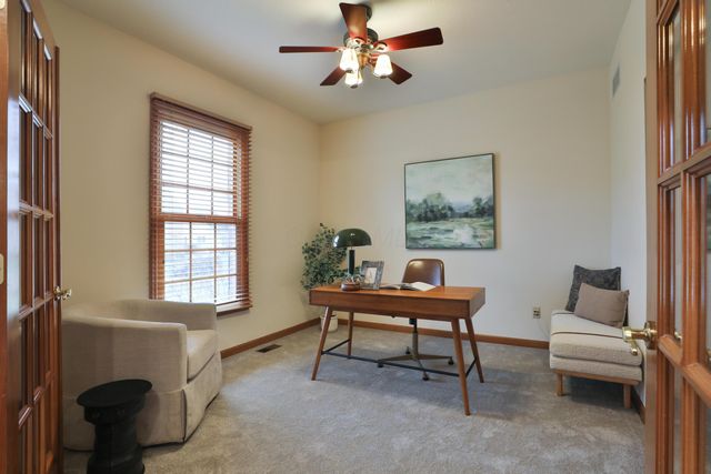 3827 Rockpointe Drive, Columbus, OH 43221