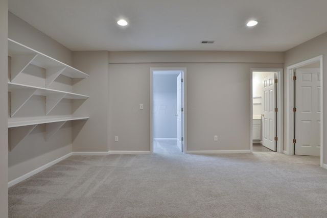 3827 Rockpointe Drive, Columbus, OH 43221