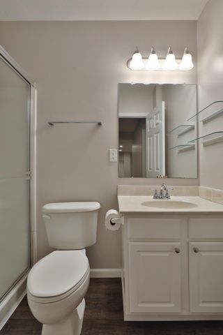 3827 Rockpointe Drive, Columbus, OH 43221