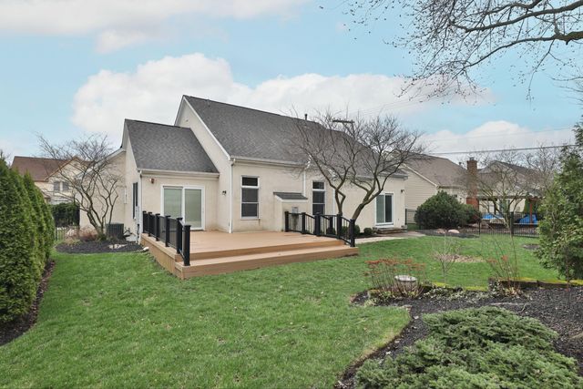 3827 Rockpointe Drive, Columbus, OH 43221