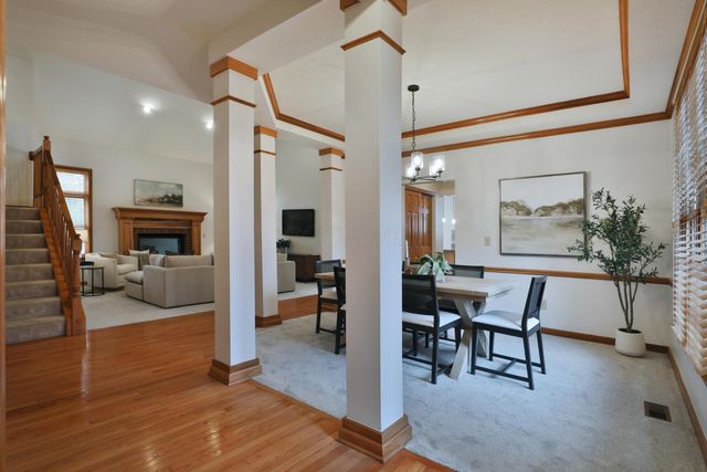 3827 Rockpointe Drive, Columbus, OH 43221