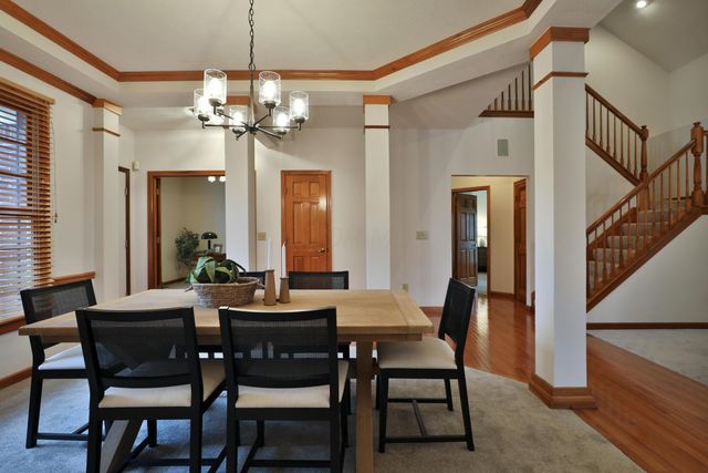 3827 Rockpointe Drive, Columbus, OH 43221