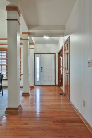 3827 Rockpointe Drive, Columbus, OH 43221